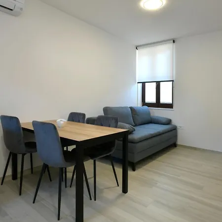 Apartmaji Siliganum Solkan