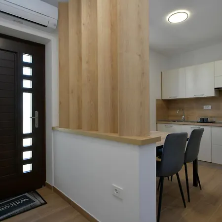 Apartment Apartmaji Siliganum Solkan